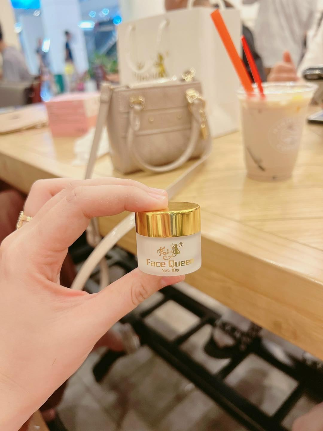 Kem Face Queen Dưỡng Trắng Da Mặt Cao Cấp Fairy Cosmetics Phiên Bản Mini 10gr trắng hồng chỉ sau 3 tuần