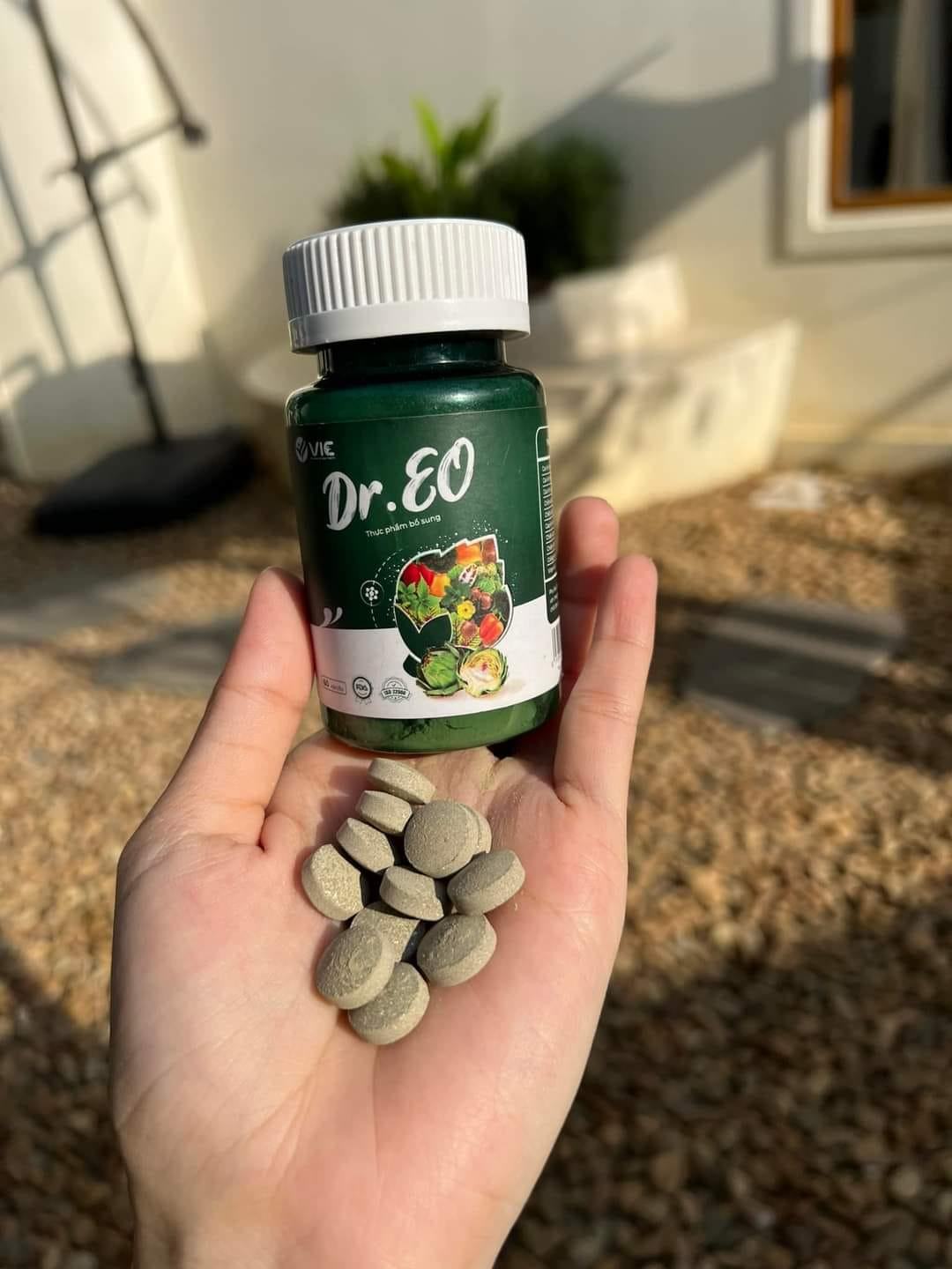 Uống gì cũng được Ăn gì cũng được Đừng quên Uống Dr Eo là được