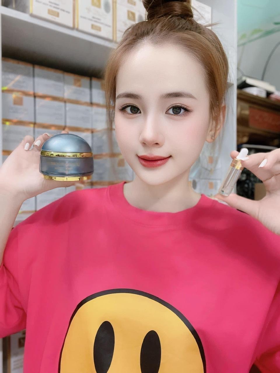 Các chị nếu cảm thấy mình đã bị đốm nám tàn nhang thì phải xài liền Face nám nhân sâm nhà em nhen