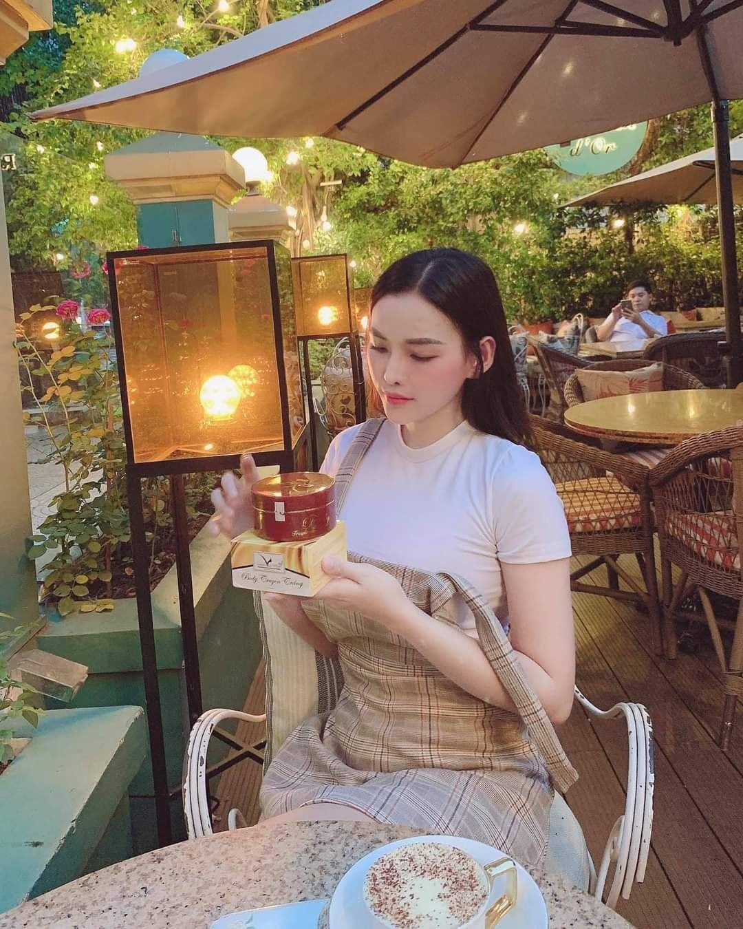 Kem body VIP white với công thức làm trắng chuyên sâu