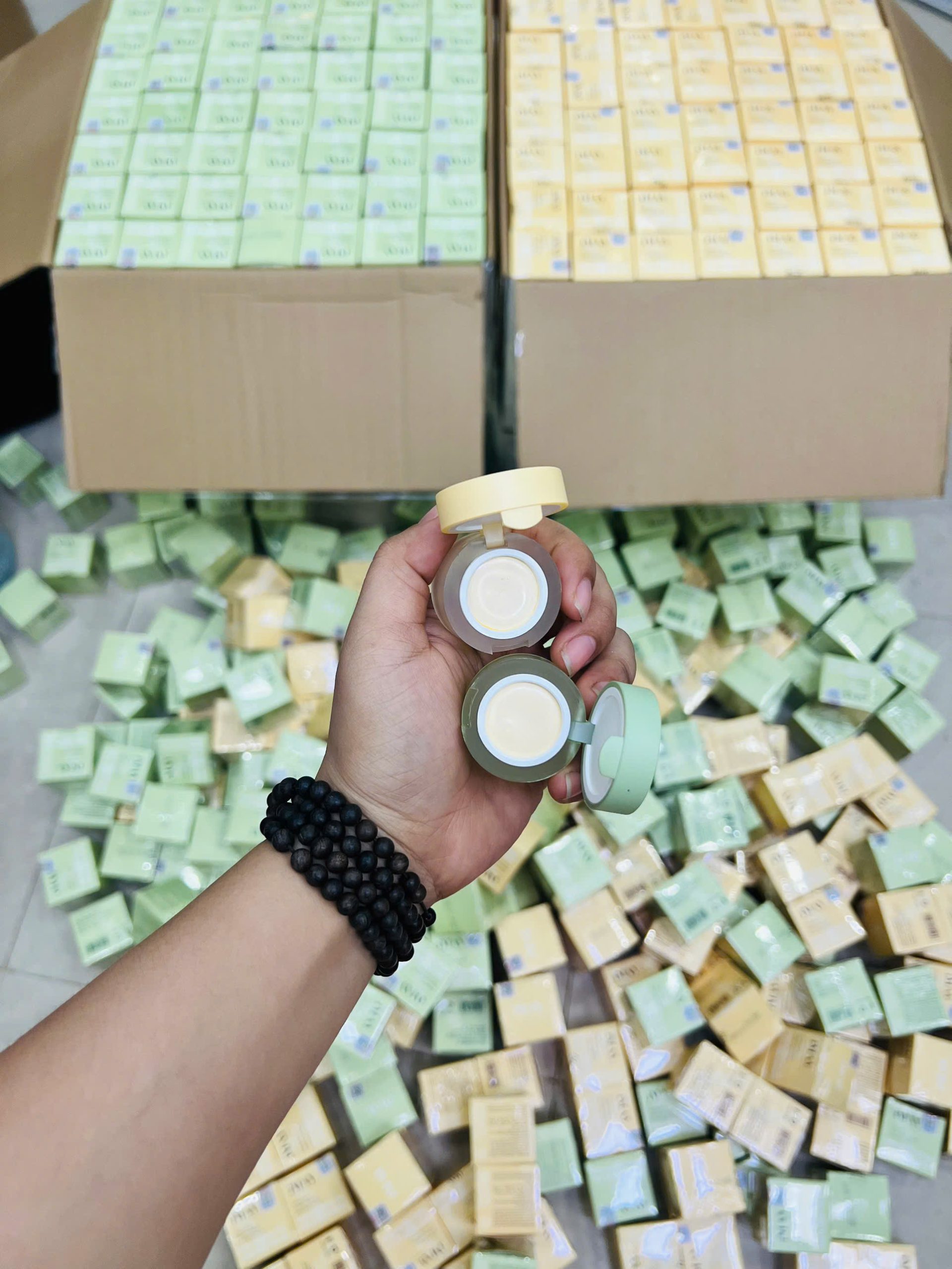 14494_z5876046633124-4a7fdb23dcebd0677378de74aef486c5_20240929094454-6.jpg Kem Face Thanh Mây iMay Cream Nắp Xanh - 8936038680759