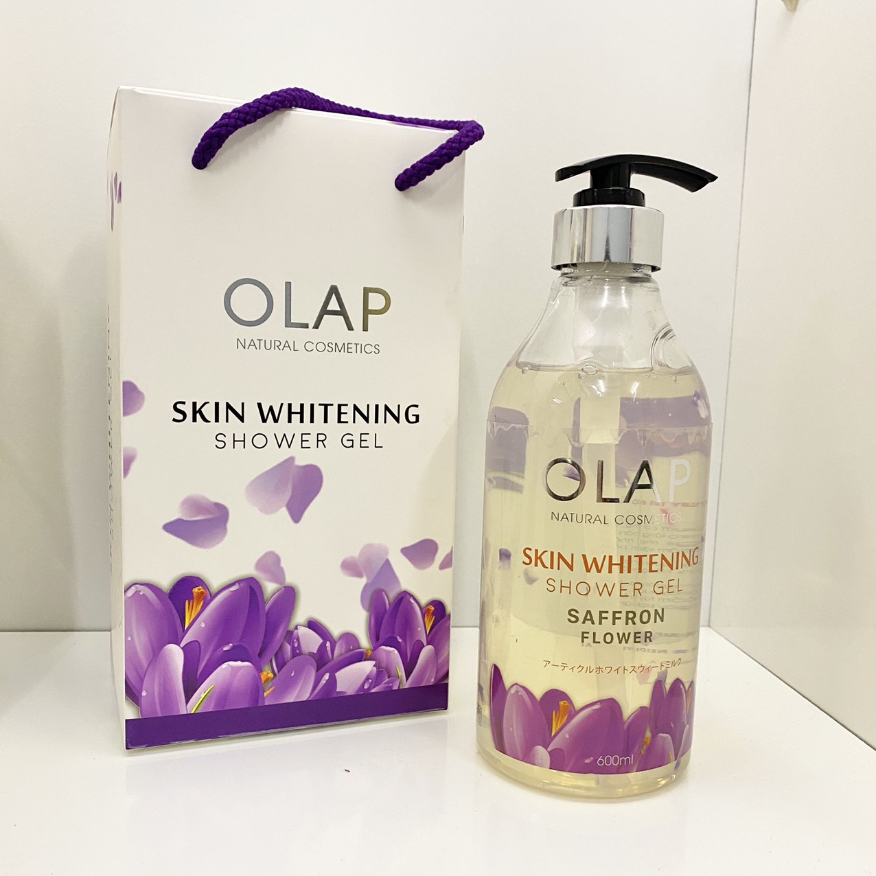 14805-1120377600-z2940045958688-19e2f622a79442facd3bb535e52c0c33-10.jpg Sữa Tắm Trắng Da Olap French Màu Tím 600ml - 8938519955936