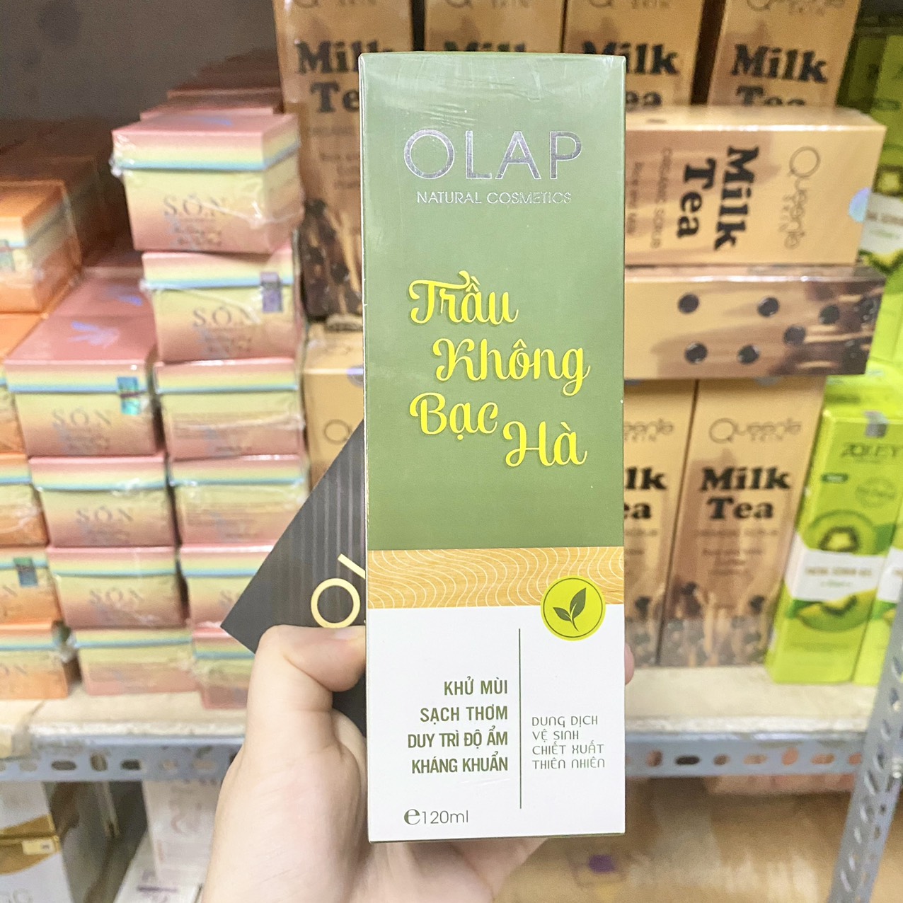 15509-z2831187651146-cca24a6ff90222bd4a8bfe33293c7dd9-12.jpg Dung Dịch Vệ Sinh Trầu Không Bạc Hà Olap - 8936150193663