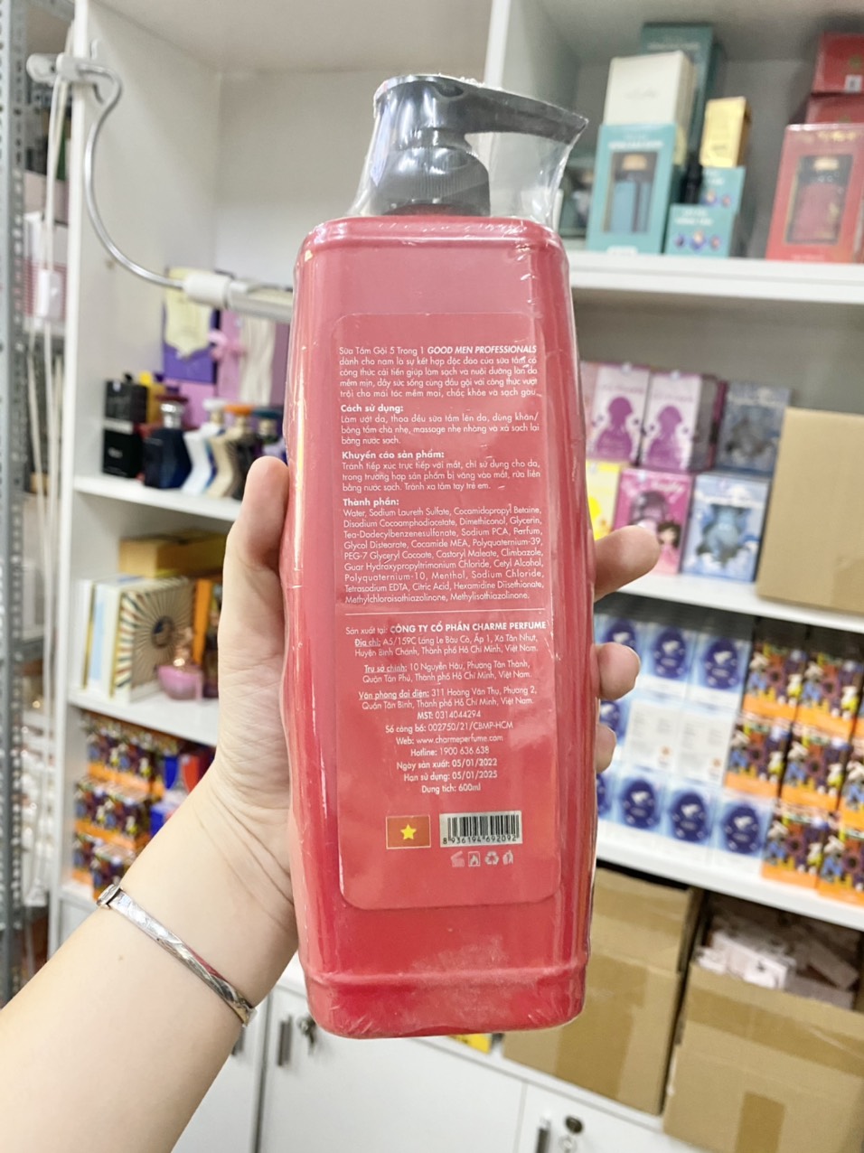 16275-z3283614301080-2532c685f1b4ed0db7b1a769f9102dff-3.jpg Sữa Tắm Gội Toàn Thân Good Men Đỏ Good Charme - 8936194692092