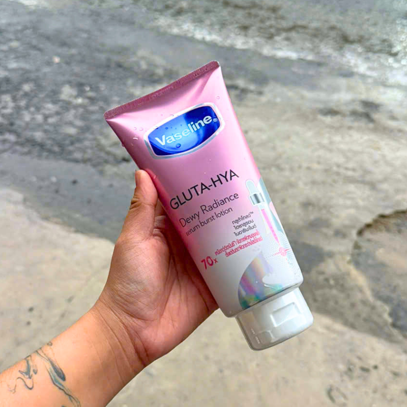 16317_12_20260611180532-1.png Sữa Dưỡng Thể Vaseline 70X Màu Hồng 300ml (Hàng nhập khẩu có tem phụ) - Phiên Bản Mới - 8851932427722