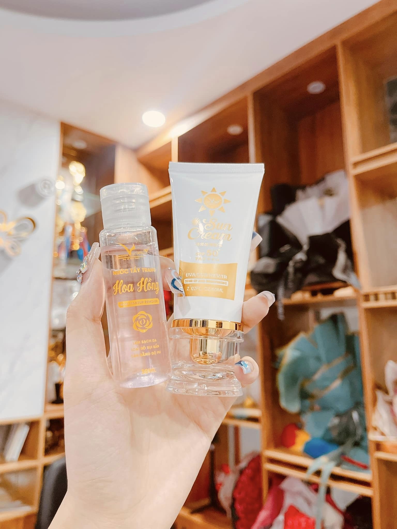 17760-299195696-3236571406661502-4571791620174523030-n-5.jpg Kem Chống Nắng VIP White (Tặng 1 bịt sữa rửa mặt) - 8938521762317