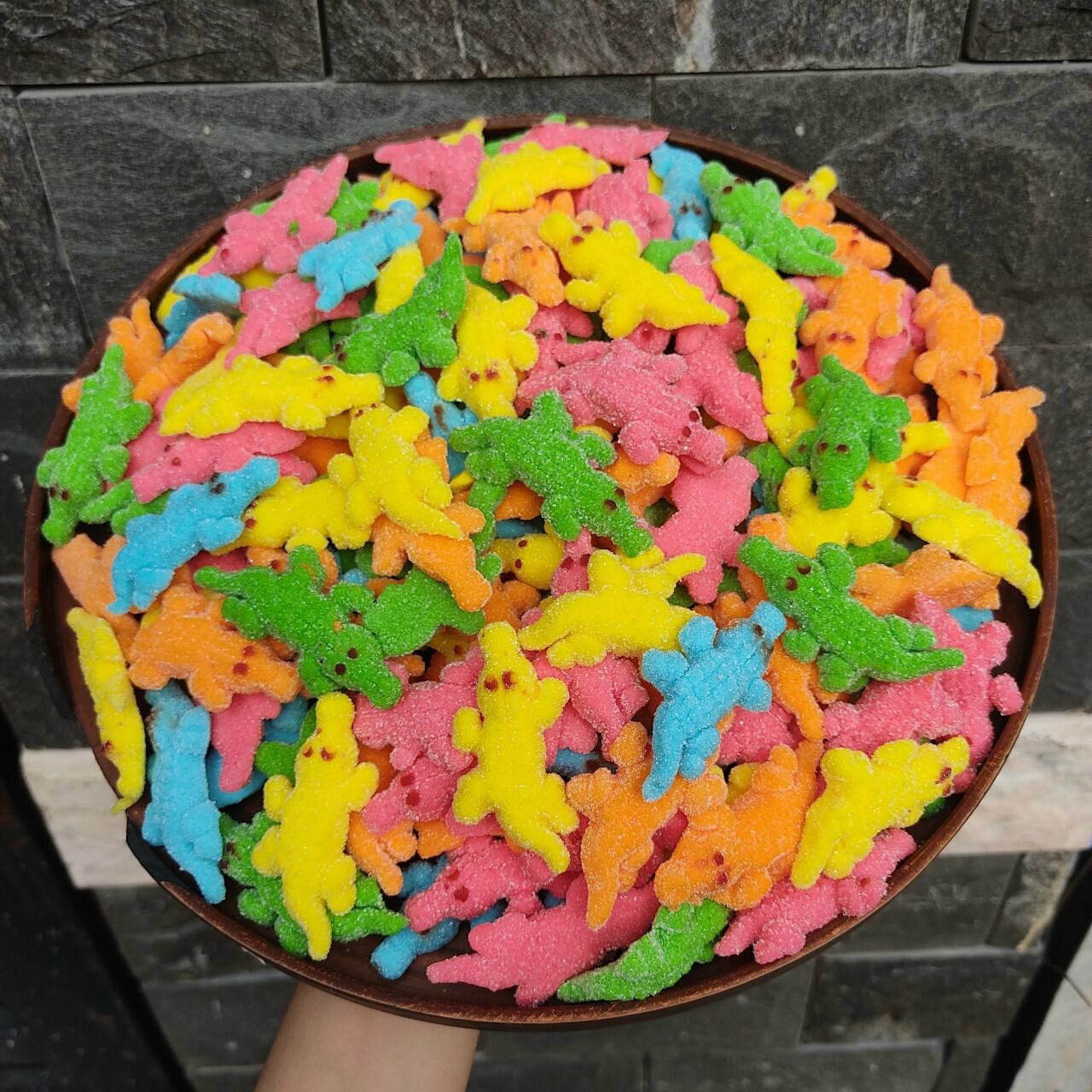 Đánh giá hộp Quà Tết Kẹo Dẻo Cá Sấu 300g - Hộp Sun Khía 3 Đánh giá hộp Quà Tết Kẹo Dẻo Cá Sấu 300g - Hộp Sun Khía