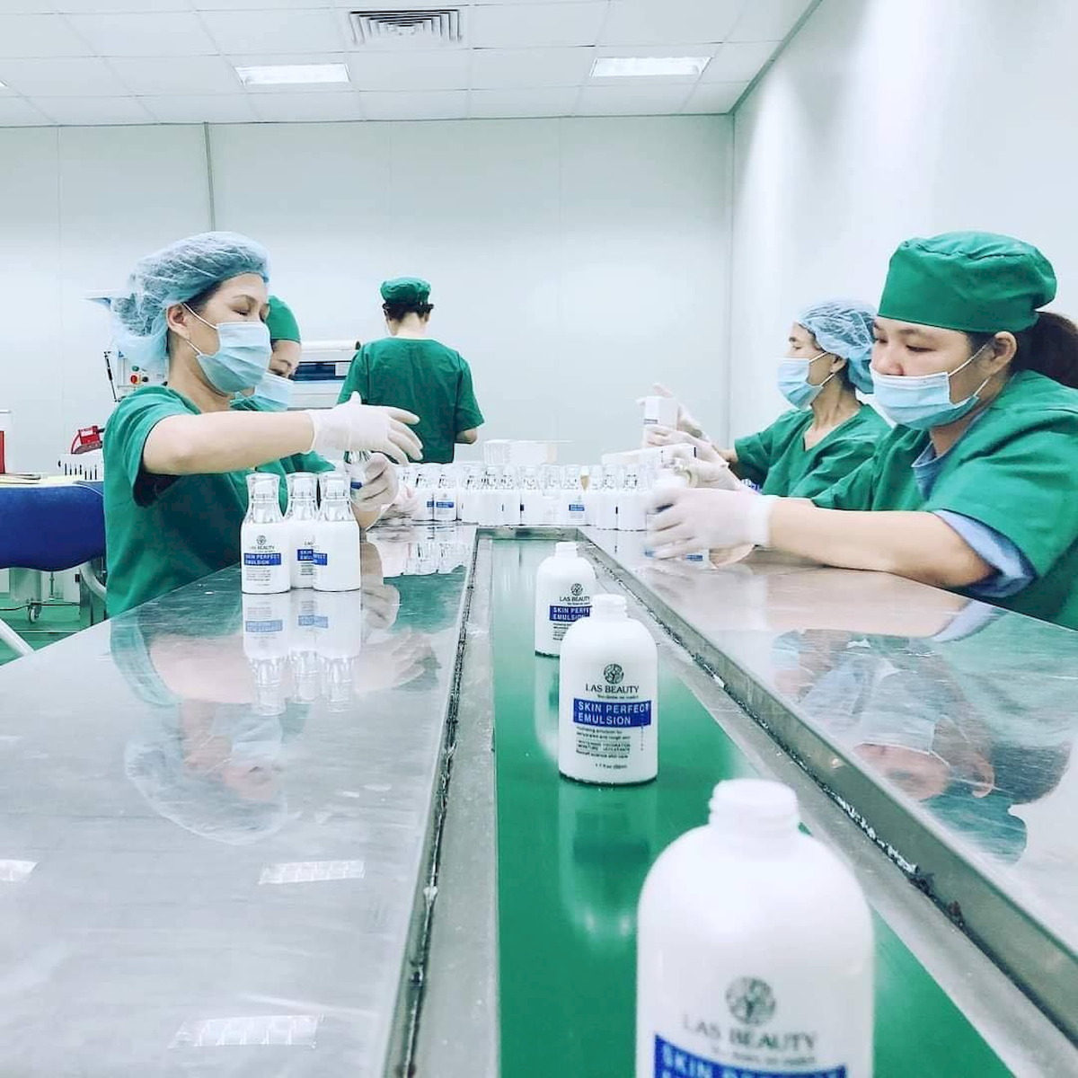 24041_125883046-1038419206673623-255747212481177096-n_20240416115344-4.png Sữa Dưỡng Rong Nho Las Beauty Skin Perfect Emulsion 50ml - 8938524466373