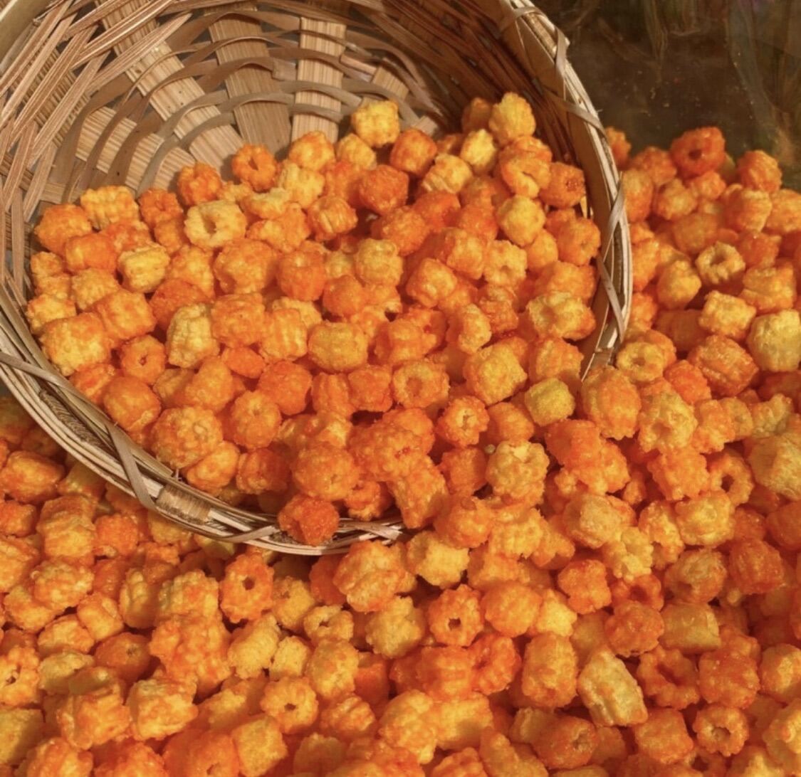 24548_8382101d7be5df752560185832fcec83_20240615191836-5.jpg Nui Sấy Bơ Cay Thơm Ngon Giòn Rụm 300g Hộp - 8936208930554