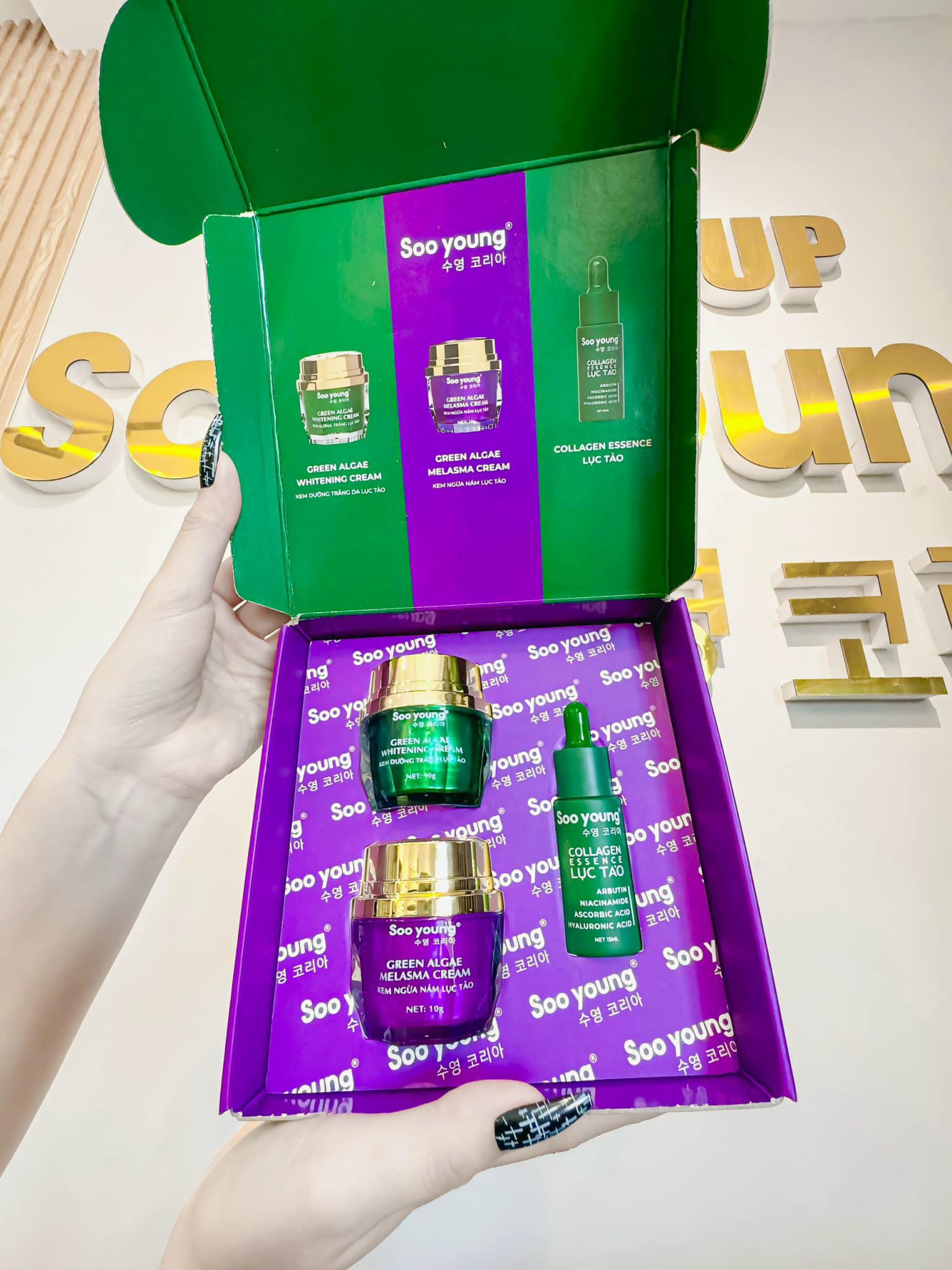 24930_454459087-1693663018091180-2255803702412984579-n_20240821171834-1.jpg Combo Kem Face Ngày Đêm Lục Tảo Soo Young Mini - CBFACESYMINI01