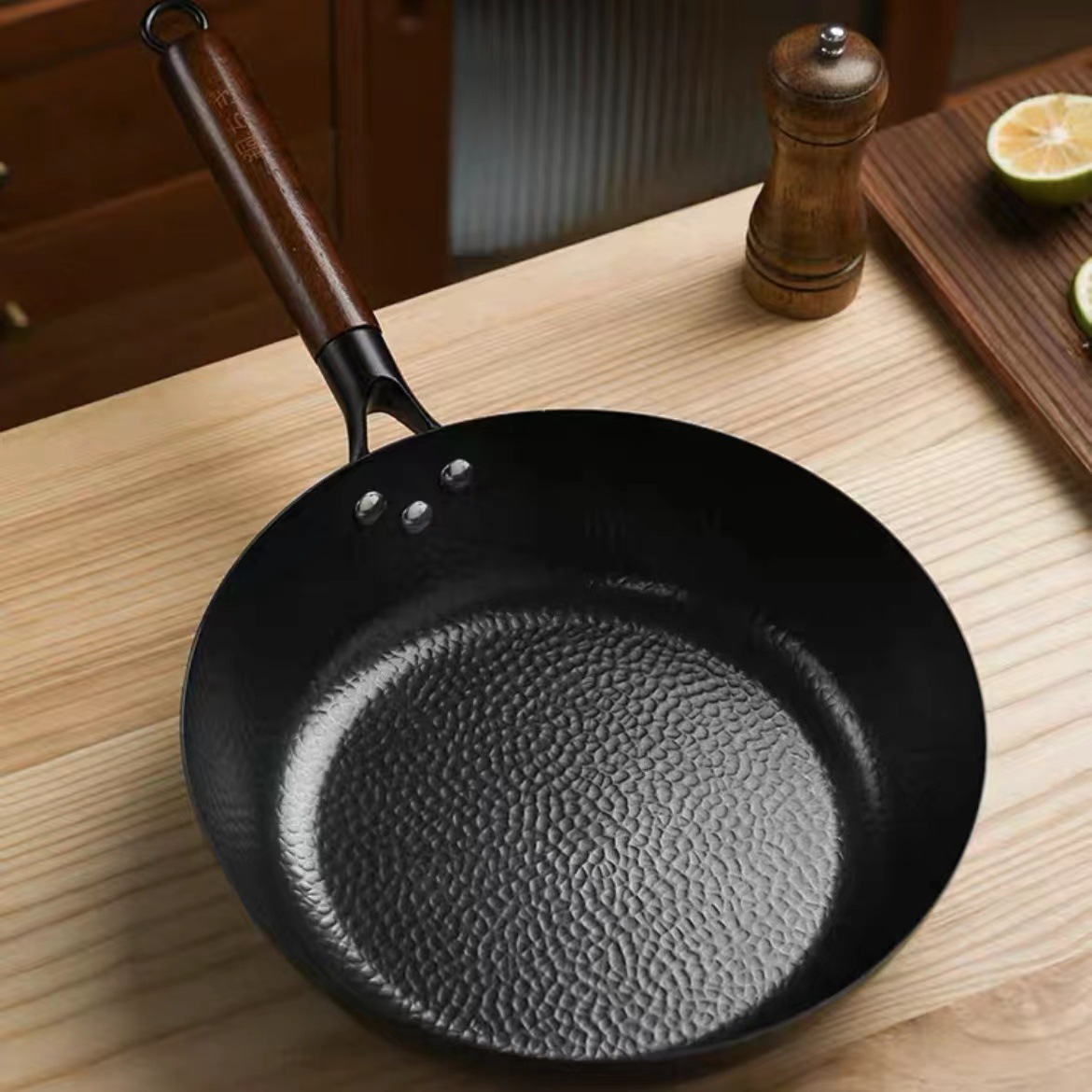 25212_o1cn01lnm80e2c3xiq9zrfa-2215632048419-0-cib_20240923155444-3.jpg Chảo Chống Dính Nhật Bản Longziwei Size 28 Dùng Được Mọi Loại Bếp 48x28x7.5cm - CCDNB01