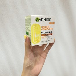 Kem Dưỡng Garnier Vitamin C Ban Ngày Bright Complete Vitamin C Serum Cream SPF30 PA+++ 50ml