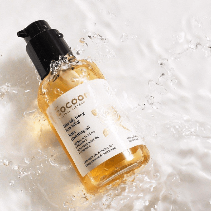 25539_the-cocoon-rose-cleansing-oil-140ml-3_20241028154947-1.png Dầu Tẩy Trang Hoa Hồng Cocoon 140ml - 8936217700377