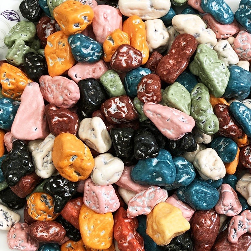 Đánh giá hộp Kẹo Sỏi Đá Socola Bát Giác 300G Hộp Quà Tết 2026 6 Đánh giá hộp Kẹo Sỏi Đá Socola Bát Giác 300G Hộp Quà Tết 2026