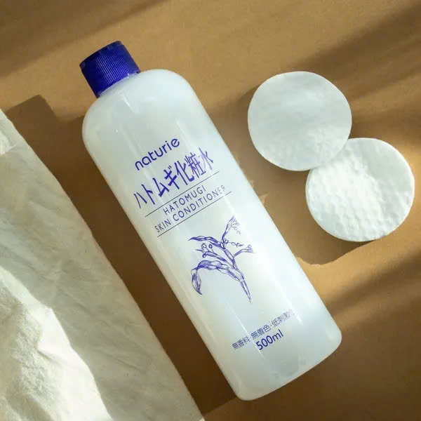 25774_z6037992541153-bac24c5b904dd816b282fd55059f8cb5_20241116121256-2.jpg Nước Hoa Hồng Hatomugi Ý Dĩ Skin Conditioner 500ml Dành Cho Da Dầu Mụn - 4903335693601