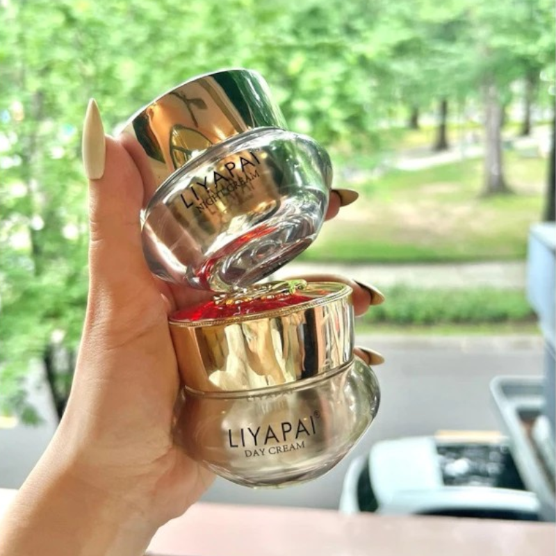 25787_kem-face-liyapai-phu-photoroom-1_20241119110534-1.png Kem Face Liyapai Day Cream Dưỡng Da Ban Ngày Dành Cho Da Nám Tàn Nhang 20g - 4719855220537