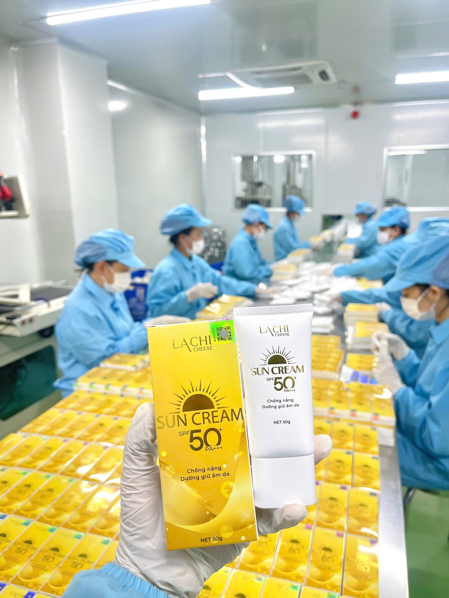 25829_514284092-1272379624899898-8385219182053738006-n_20250717111432-2.jpg Kem Chống Nắng Lachi Cheese SPF 50+ Royal Sunscreen 50ml - Phiên Bản Mới - KCNLACHI