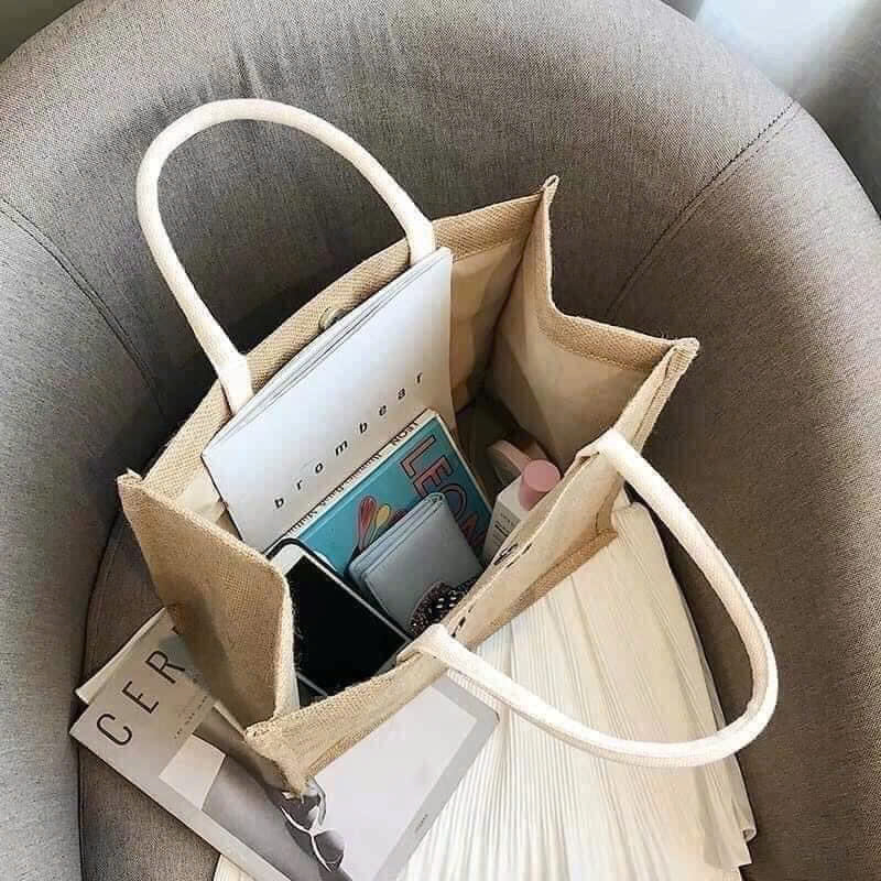 25975_z6225748992461-a2b4c6958a00d7f3454740139165b775_20250117141157-13.jpg Túi Cói Merci - Túi Xách In Chữ Đơn Giản 36x31x19cm - TCHTDG02