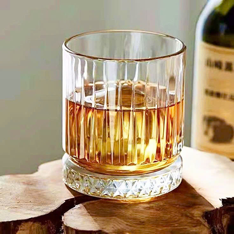 25989_z6233830193084-e7c02c940667a4f04498bb8ef8f004e5_20250118101155-2.jpg Bộ 6 Ly Đáy Kim Cương Trắng Trong Viền Vàng - Cốc Thủy Tinh Cao Cấp 340ml - LTTDKC01