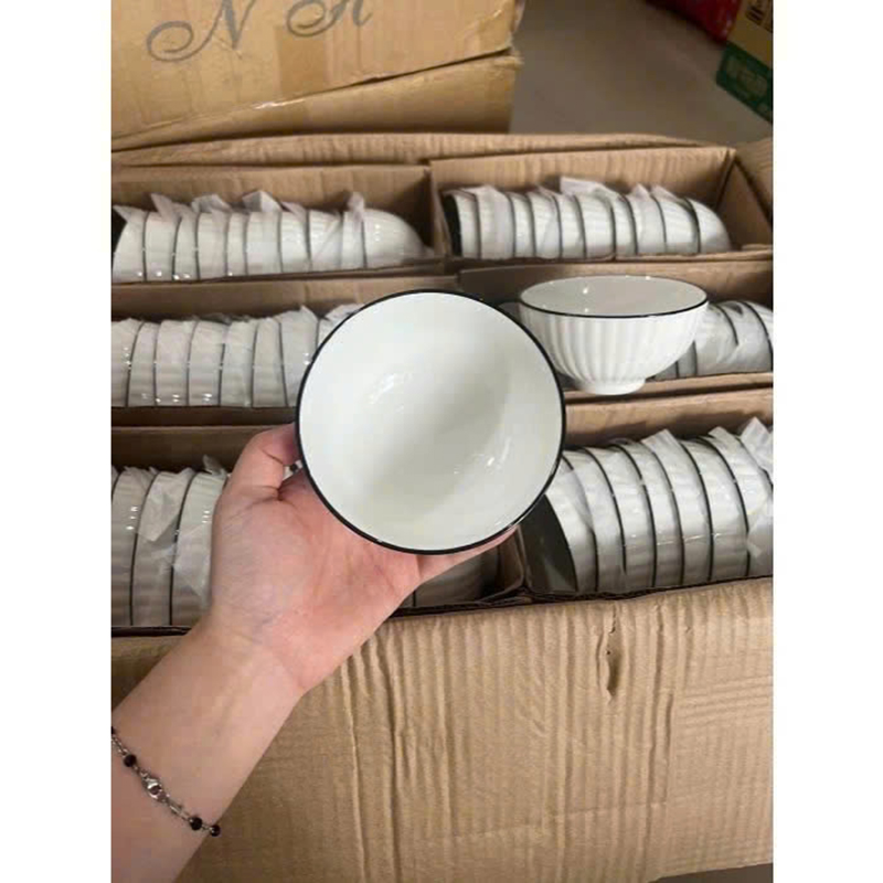 Sỉ combo 10 Chén Đựng Gia Vị Viền Đen - Chén Đựng Nước Chấm Bằng Sứ Cao Cấp 8,5x6cm 7 Sỉ combo 10 Chén Đựng Gia Vị Viền Đen - Chén Đựng Nước Chấm Bằng Sứ Cao Cấp 8,5x6cm