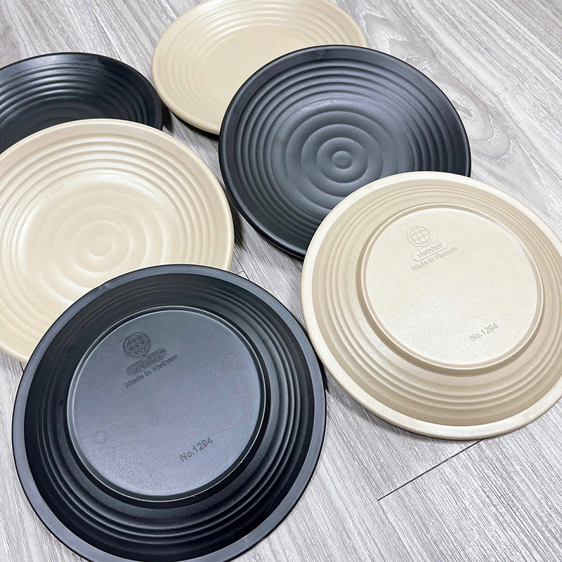 26092_z6251659482060-655186579d50d1e250e5b169e7a2decd_20250206152514-2.jpg Combo 2 Đĩa Nhựa Cao Cấp - Dĩa Đựng Trái Cây Thực Phẩm 18cm - DTN01