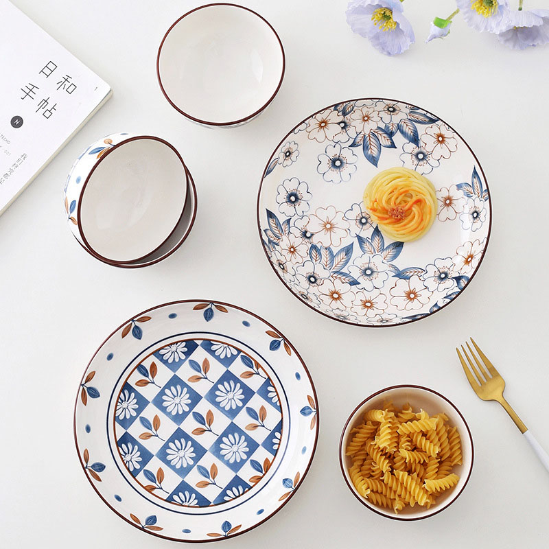 Phân phối set Bộ Quà Tặng Cao Cấp Gồm 4 Chén + 1 Dĩa + 4 Muỗng Họa Tiết Cao Cấp 6 Phân phối set Bộ Quà Tặng Cao Cấp Gồm 4 Chén + 1 Dĩa + 4 Muỗng Họa Tiết Cao Cấp