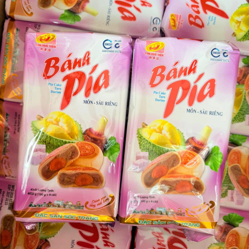 Phân phối bánh Pía Đậu Sầu Riêng Tân Huê Viên Màu Hồng Thơm Ngon 600g (150g x 4 cái) 6 Phân phối bánh Pía Đậu Sầu Riêng Tân Huê Viên Màu Hồng Thơm Ngon 600g (150g x 4 cái)