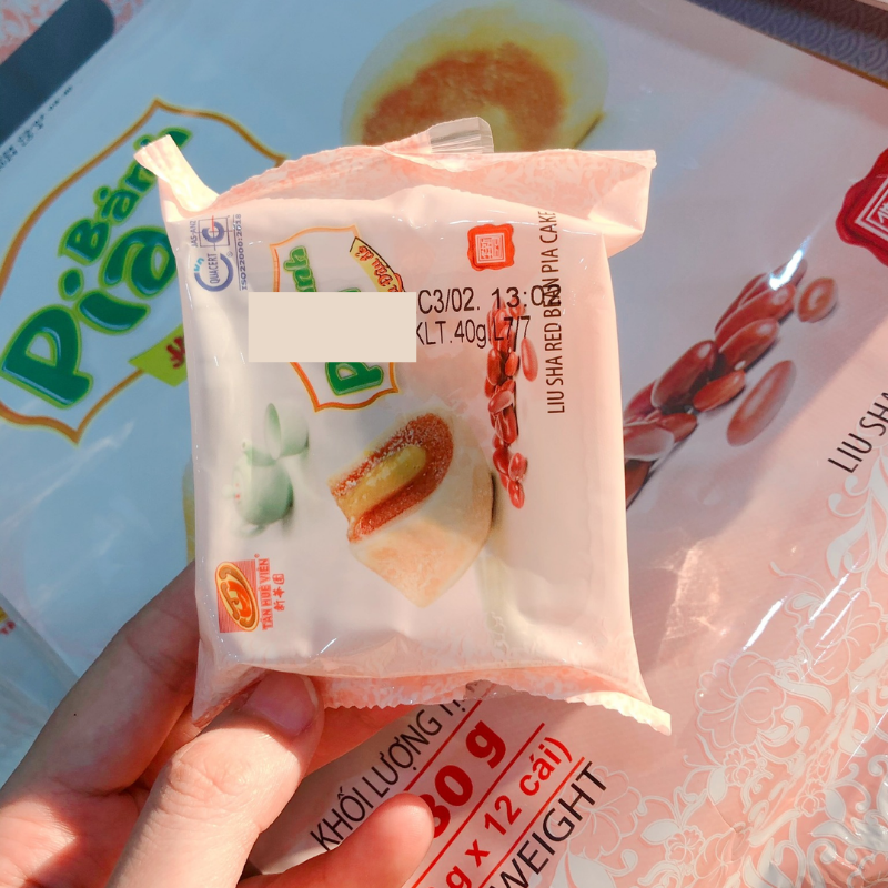 Bánh Pía Kim Sa Đậu Đỏ Tân Huê Viên Thơm Ngon 480g (40g x 12 cái) 6 Bánh Pía Kim Sa Đậu Đỏ Tân Huê Viên Thơm Ngon 480g (40g x 12 cái)