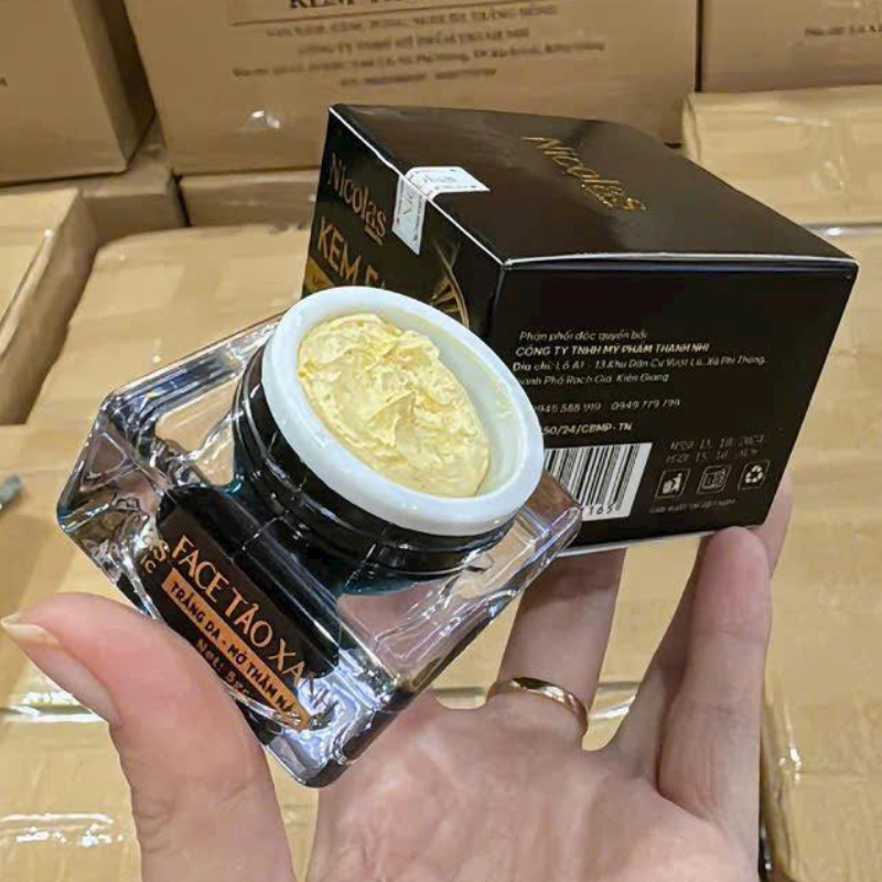 26708_12_20250906092958-1.png Combo Tái Sinh Nicolas - Serum Peeling 30ml & Kem Face Men Tảo Xanh Collagen 5g - 8938549741158