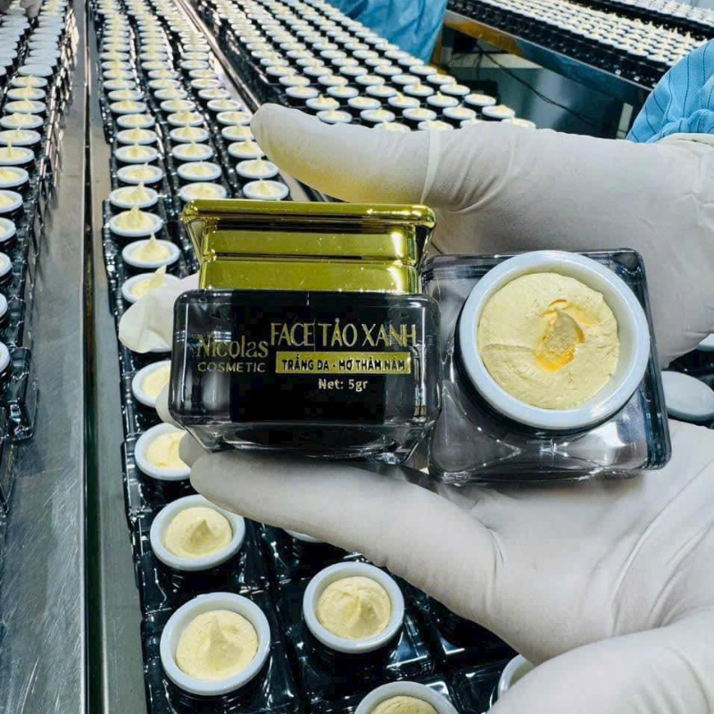 26708_15_20250906093000-1.png Combo Tái Sinh Nicolas - Serum Peeling 30ml & Kem Face Men Tảo Xanh Collagen 5g - 8938549741158