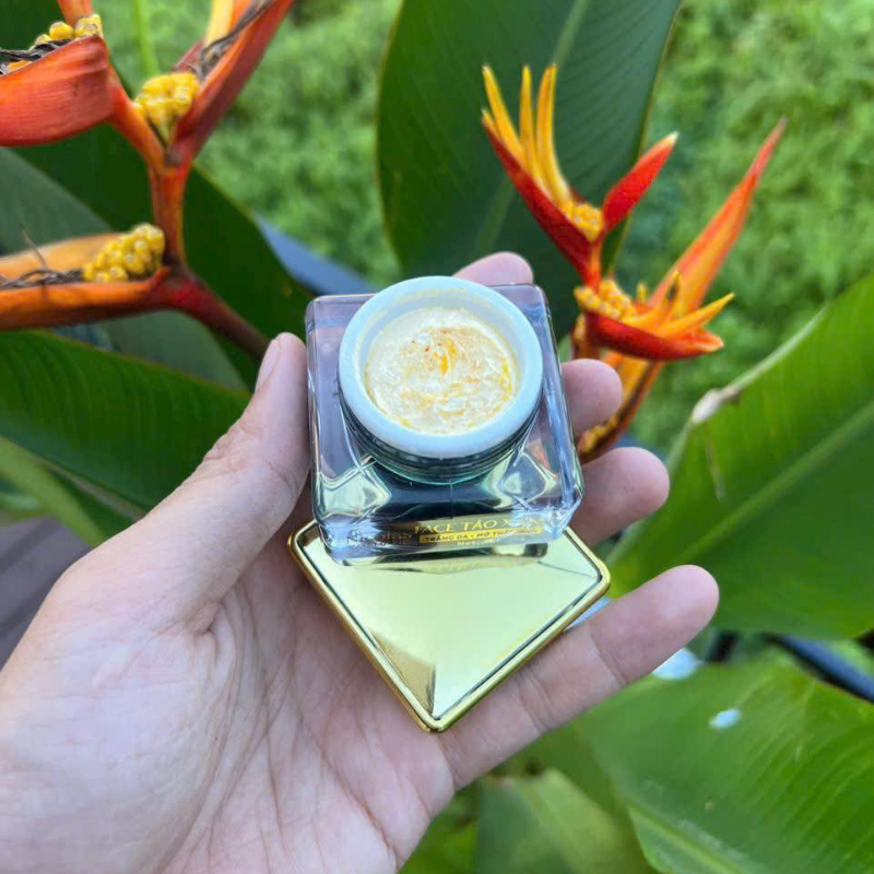 26708_17_20250906093001-1.png Combo Tái Sinh Nicolas - Serum Peeling 30ml & Kem Face Men Tảo Xanh Collagen 5g - 8938549741158