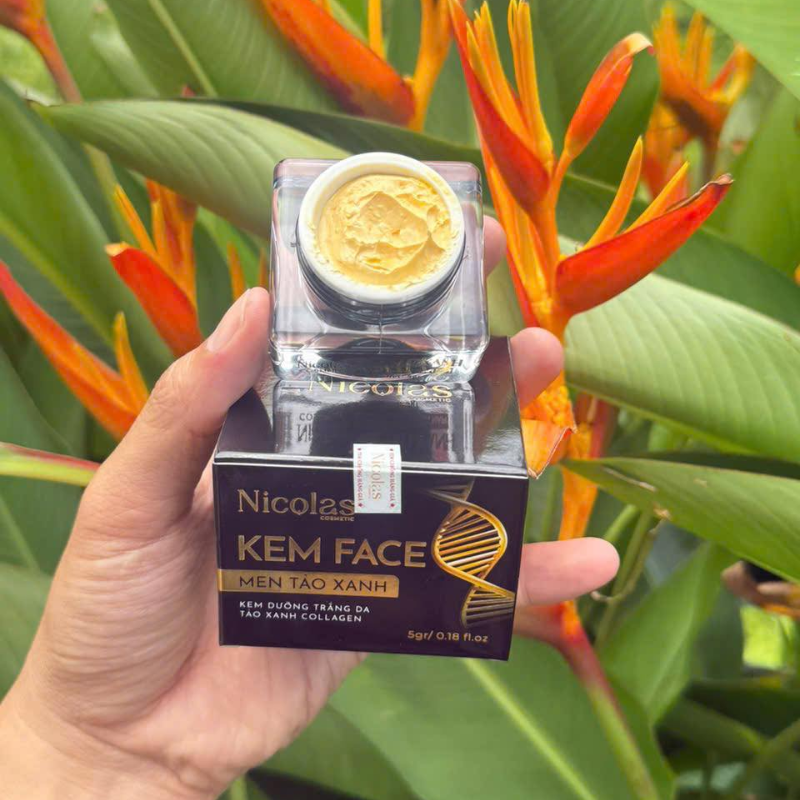 26708_7_20250906092956-1.png Combo Tái Sinh Nicolas - Serum Peeling 30ml & Kem Face Men Tảo Xanh Collagen 5g - 8938549741158