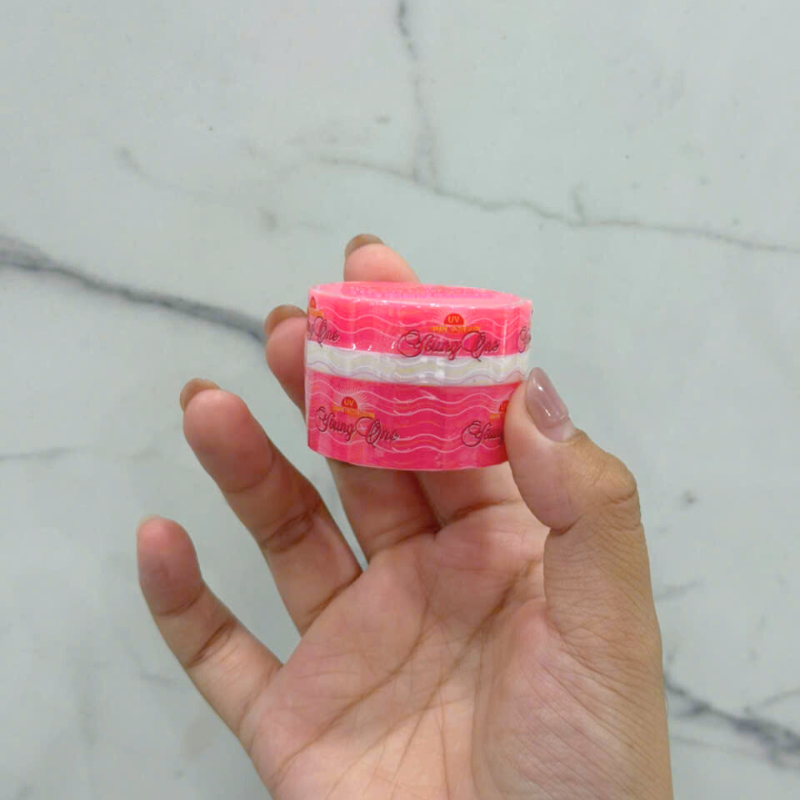 26790_8_20250923091731-1.png Combo 2 Hộp Kem Face Dưỡng Trắng Da Ngọc Trai Cô Gái Tóc Xù Young One 4.5g/Hộp - 8936055391027LE