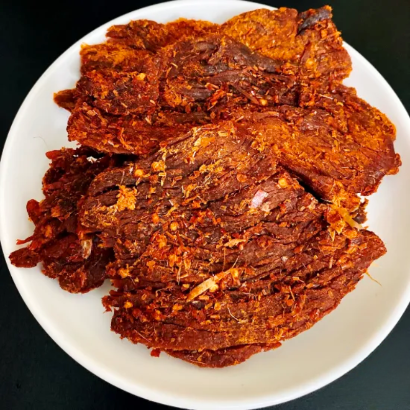 26964_32_20251104174949-4.png Khô Trâu Miếng Tẩm Vị Bò 300g Thơm Ngon Hộp - 8936208938871