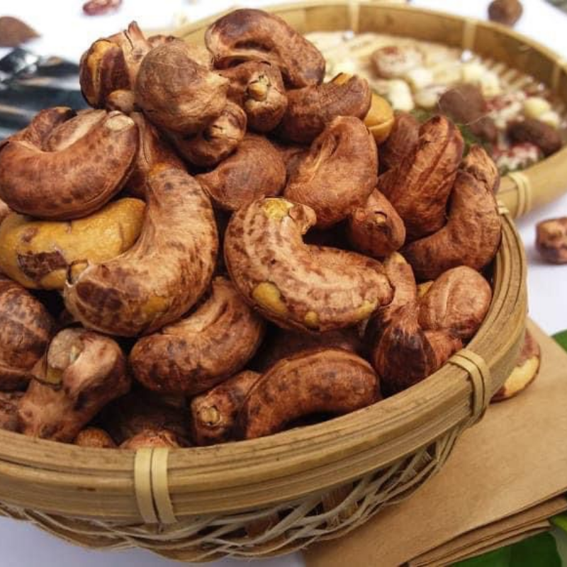 26969_154_20251105183018.png Hạt Điều Rang Muối Còn Vỏ Lụa 230g Hộp Tròn Nhỏ - HDRMCVHTN230G