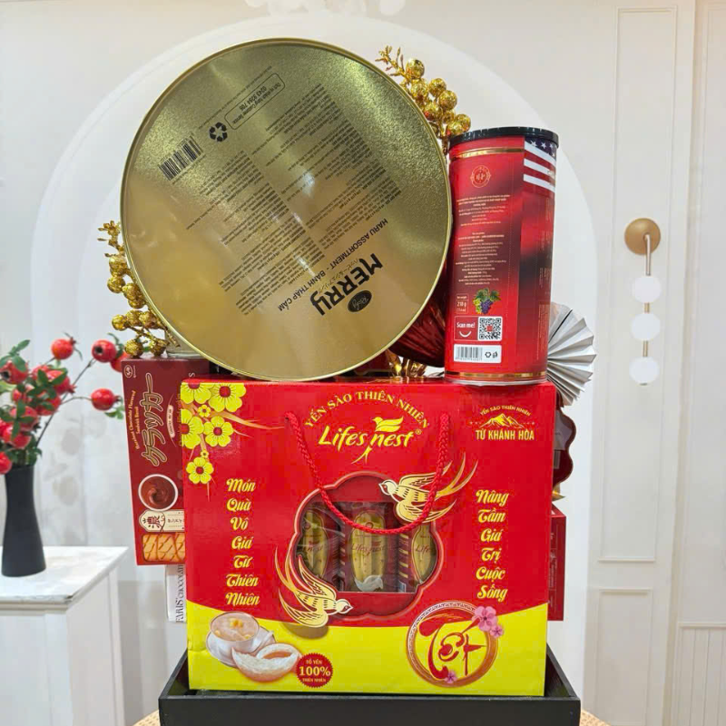 Sỉ giỏ Quà Tết Đỏ 13 Món - Quà Tặng Tết Sang Trọng - Quà Trang Trí Tết 5 Sỉ giỏ Quà Tết Đỏ 13 Món - Quà Tặng Tết Sang Trọng - Quà Trang Trí Tết