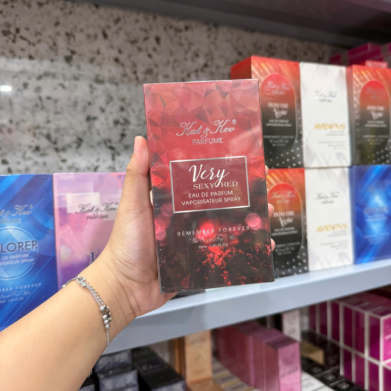 27780_4_20251226144256.png Nước Hoa Nữ Kat Kev Very Sexy Red 30ml - Hương Thơm Sang Trọng Cuốn Hút - 8936213271208