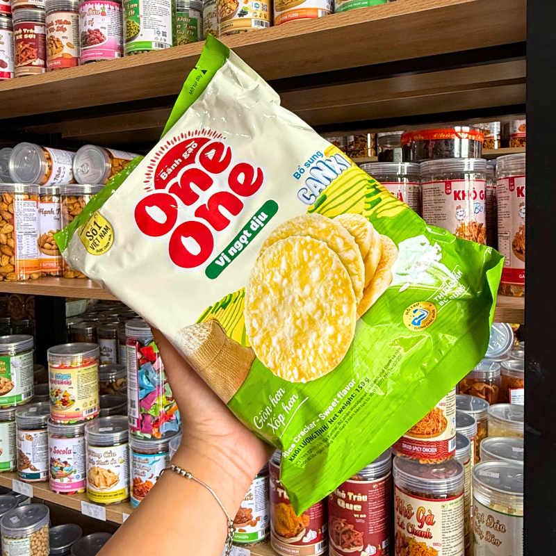 Sỉ bánh Gạo ONE ONE Gói Xanh Lá Vị Ngọt Dịu 150gr 5 Sỉ bánh Gạo ONE ONE Gói Xanh Lá Vị Ngọt Dịu 150gr