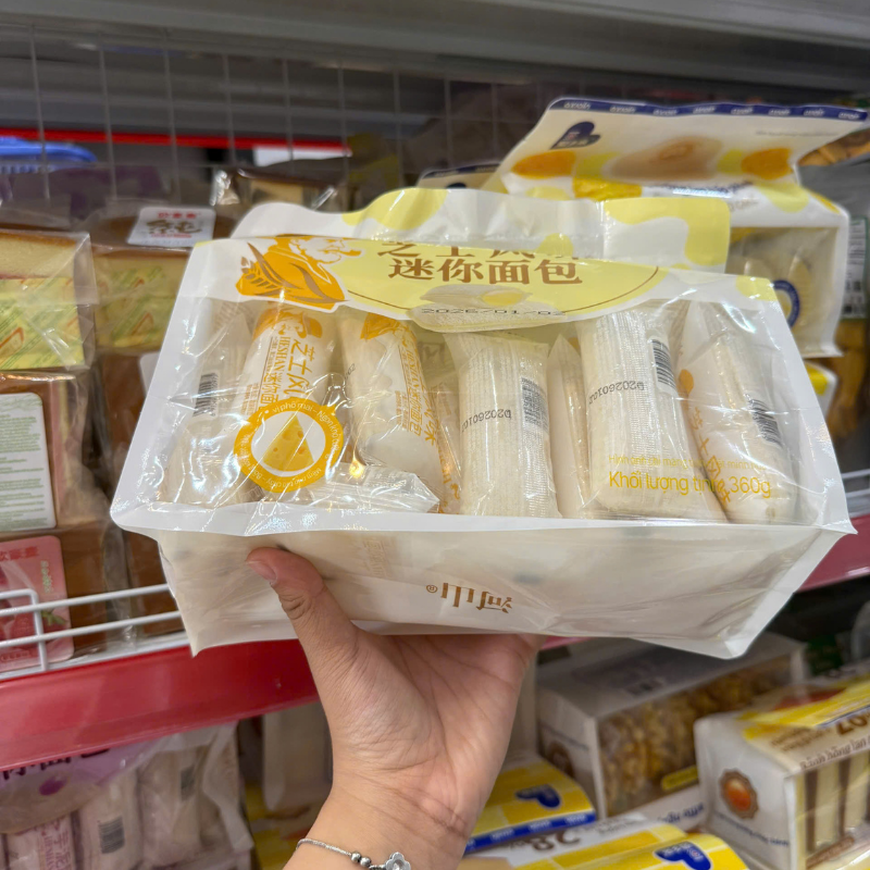 Bánh Mì Sữa Chua Phô Mai HESHAN 360g - Bánh Sữa Chua Ông Già Mini (Bịch 12 Gói) 6 Bánh Mì Sữa Chua Phô Mai HESHAN 360g - Bánh Sữa Chua Ông Già Mini (Bịch 12 Gói)