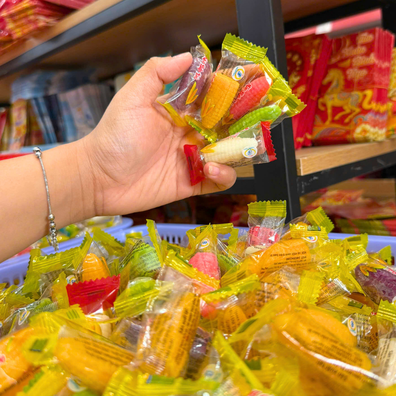 Phân phối kẹo Dẻo Hàng Xá Bắp Nhiều Màu 200g/Hộp 9 Phân phối kẹo Dẻo Hàng Xá Bắp Nhiều Màu 200g/Hộp