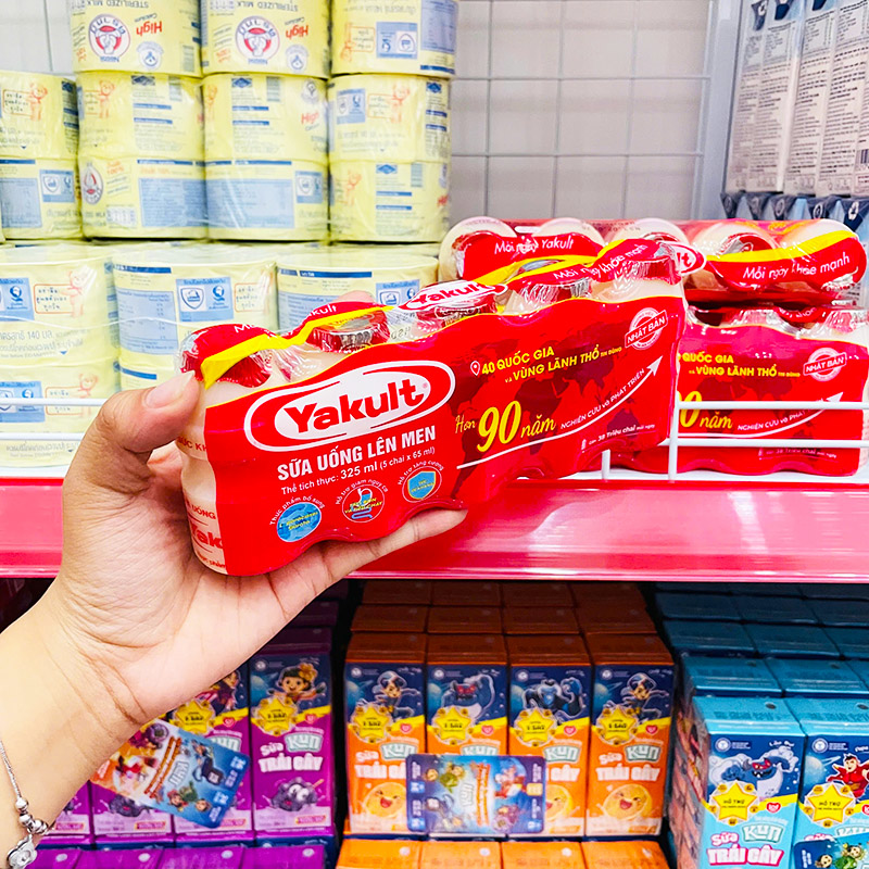 Sữa Chua Uống Lên Men Yakult 325ml (5 Chai x 65ml) 5 Sữa Chua Uống Lên Men Yakult 325ml (5 Chai x 65ml)