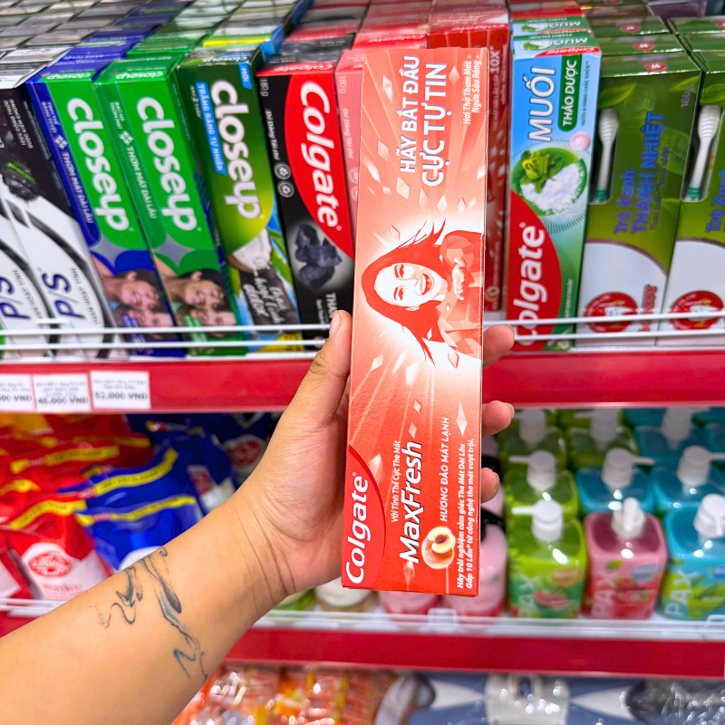 Phân phối kem Đánh Răng Colgate Maxfresh Hương Đào Mát Lạnh 225g + Bàn Chải Lông Mềm 5 Phân phối kem Đánh Răng Colgate Maxfresh Hương Đào Mát Lạnh 225g + Bàn Chải Lông Mềm