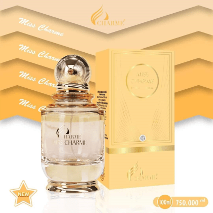 Charme được thể hiện bởi nụ cười rực rỡ của hoa và trái cây