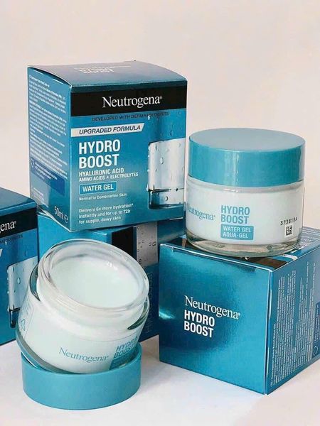 Neutrogena Hydro Boost Water gel 50g là kem dưỡng ẩm đến từ thương hiệu mỹ phẩm Neutrogena của Mỹ