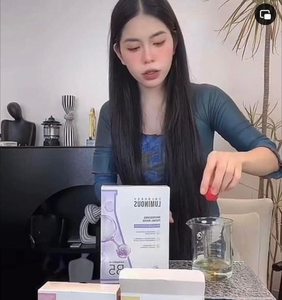 Mặt Nạ B5 Colorkey Luminous Nourishing Facial Mask Revitalizing & Fortifying Hộp 10 Miếng