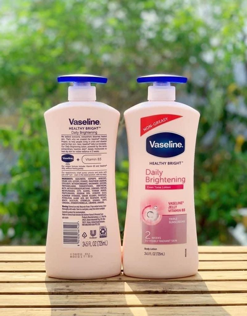 Sữa Dưỡng Thể Trắng Da Vaseline Healthy Bright Daily Britening 725ML