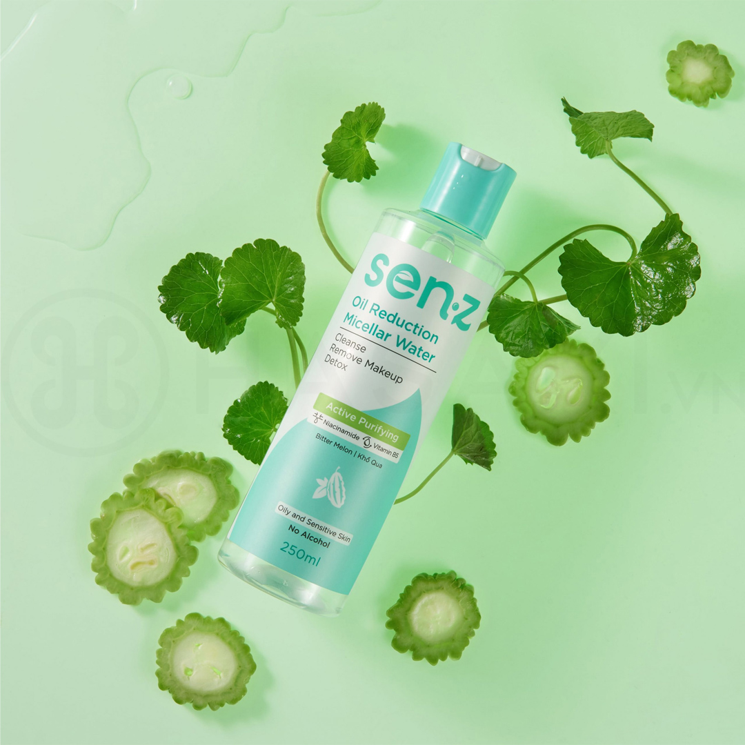 Nước Tẩy Trang Senz Từ Khổ Qua Thu Nhỏ Lỗ Chân Lông