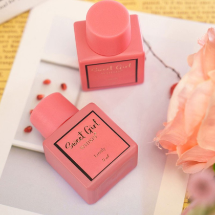 Nước hoa vùng kín Whisis Sweet Girl Inner 5ml  giúp vùng kín luôn mịn màng hồng hào