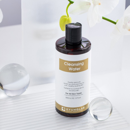 Nước Tẩy Trang Kyung Lab Cleaning Water 300ml An toàn cho da nhạy cảm