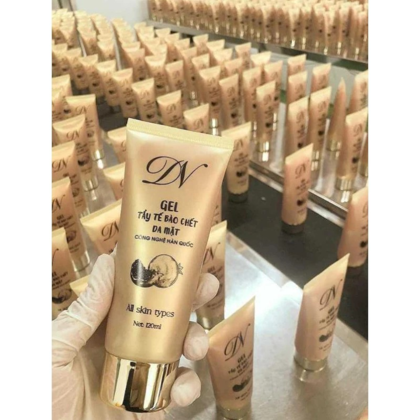 Tẩy Tế Bào Chết Da Mặt DN 120ml